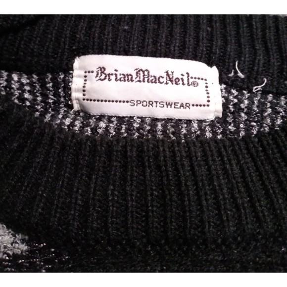 Vintage Men's Brian MacNeil Sweater Black Gray Red Italy Long Sleeve - Picture 9 of 9